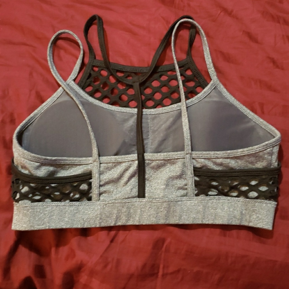Sports bra - Picture 2 of 2